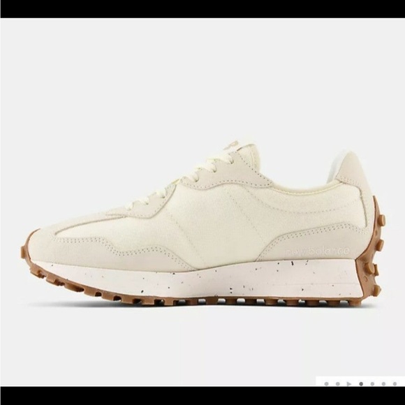 NWT! New Balance 327 Womens Size 7 Sneakers - Picture 5 of 8